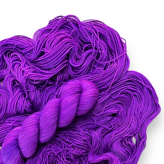 The Creative Knitter | Neon Summer Classic Sock