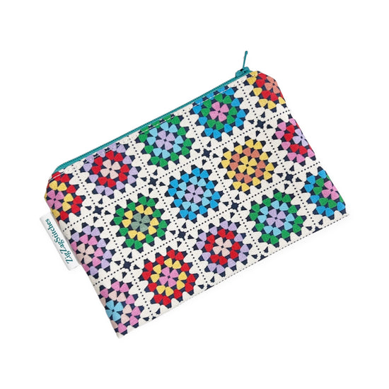 ZigZagStitches Small Zippered Pouch